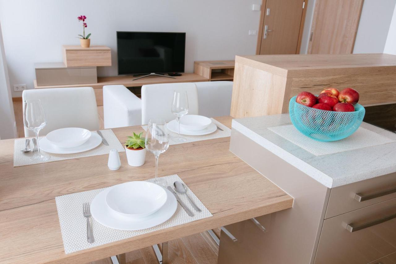 New Exclusive 2 Bedroom Apartment In Oldリガ エクステリア 写真